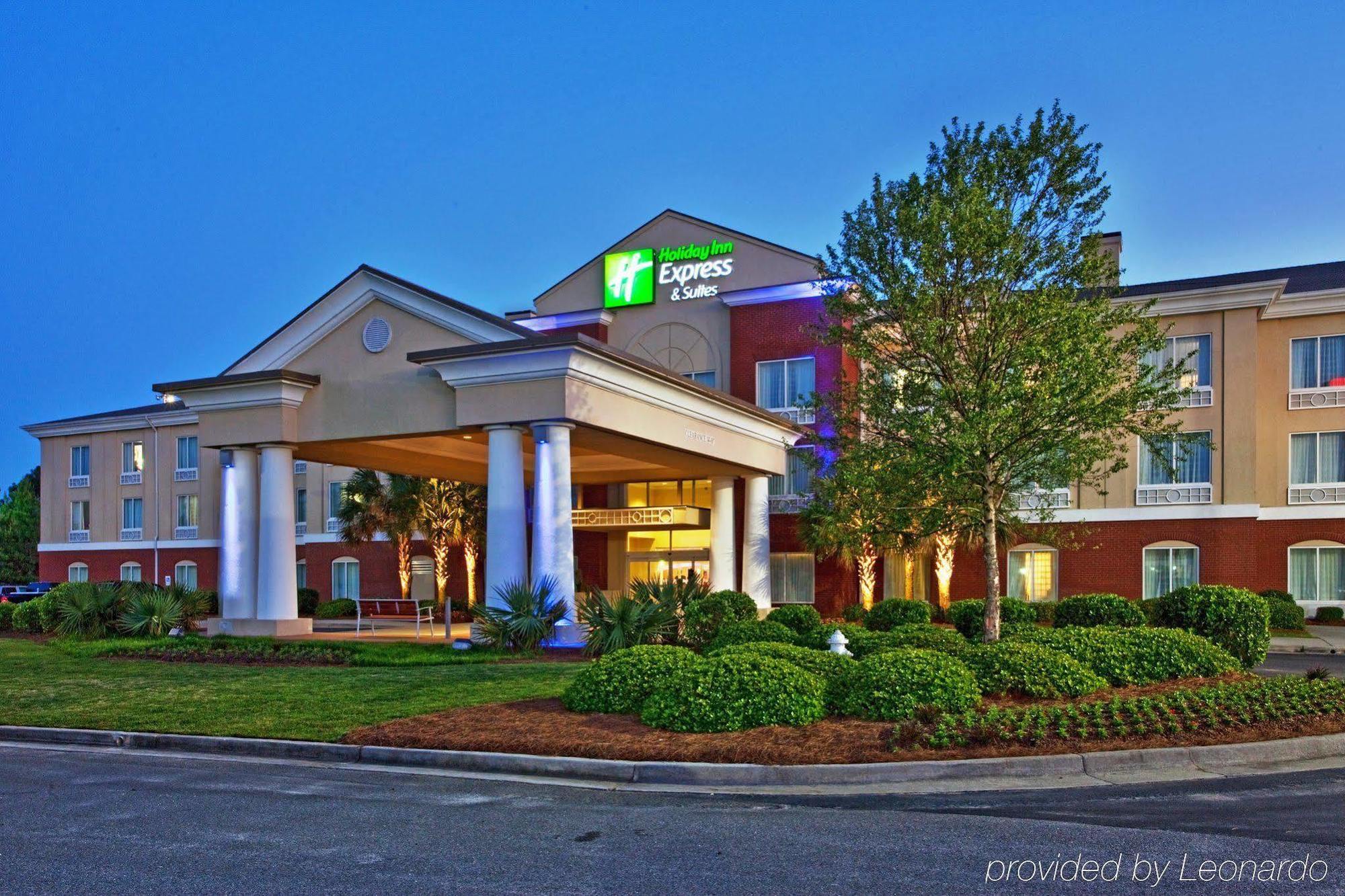 Holiday Inn Express Hotel & Suites Dublin By Ihg Exterior photo